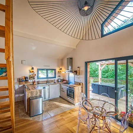 Le Hameau De Barbette Chalet